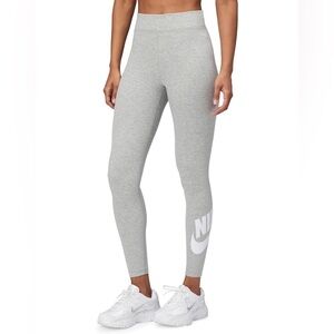 Nike Leggings Size Medium Grey